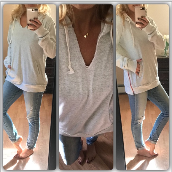 Last๐New๐Soft side zip hoody - Picture 2 of 6